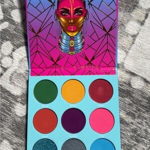 Juvia's Place warrior II Bold & Bright Eyeshadow Palette